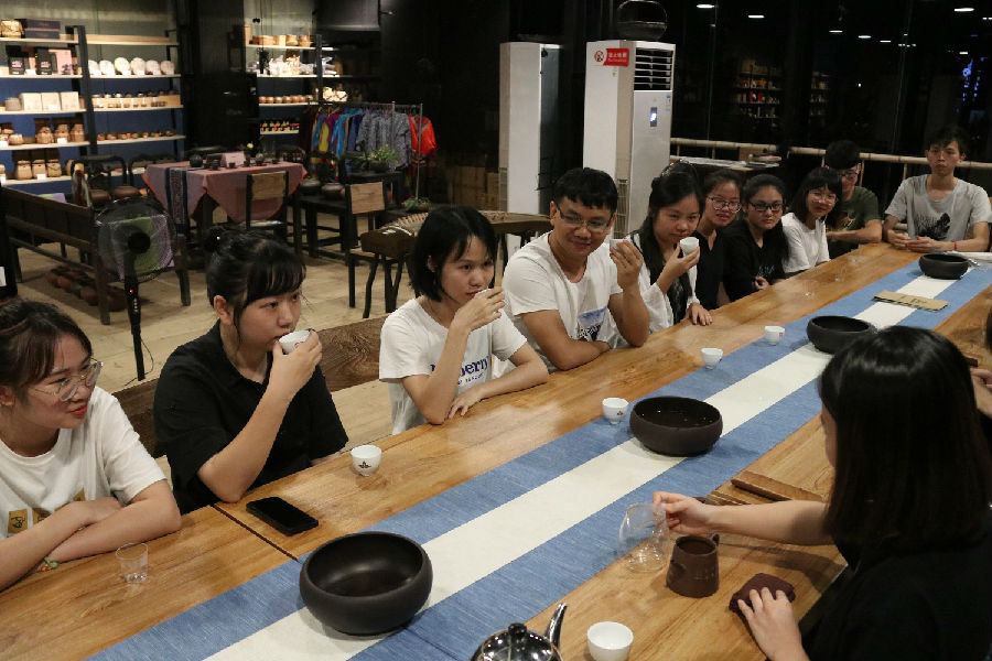 品茗会邀请老师品鉴.JPG